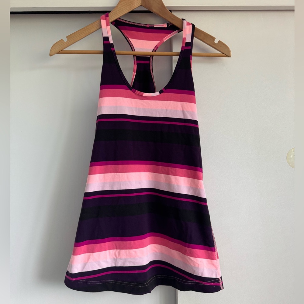Lululemon Cool Racerback
Assorted Stripe Bleached Coral Size 4 - Picture 4 of 6